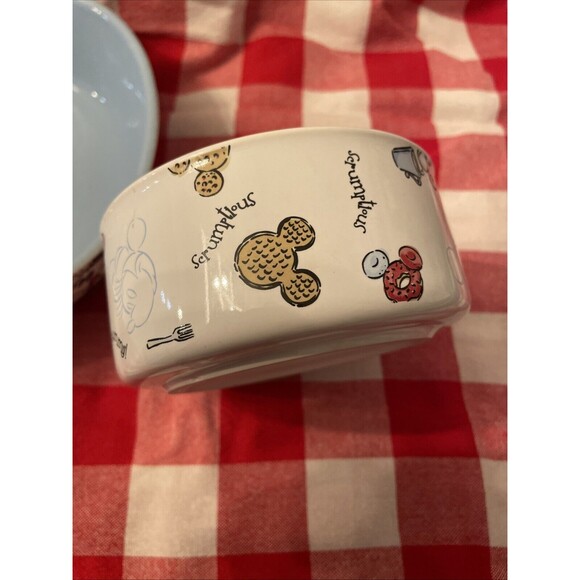 Disney Store Mickey Minnie Goofy Donald Food Snacks Ceramic Chip N Dip Bowl NEW - Picture 10 of 11